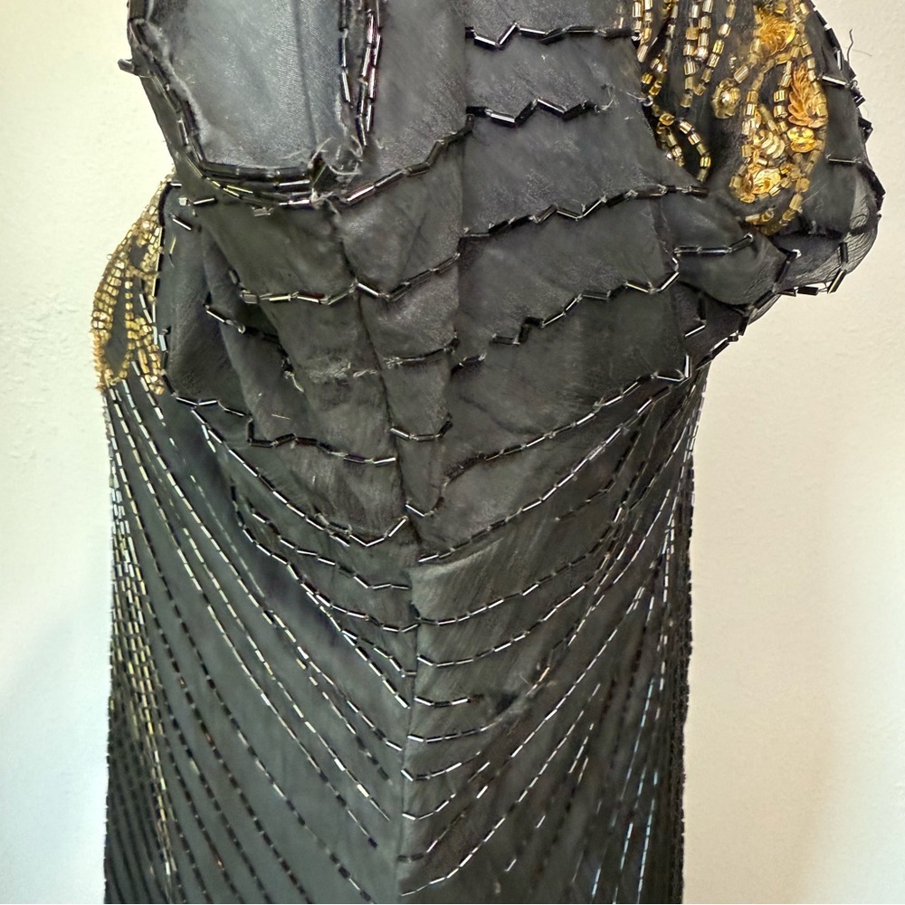 Elegant Black and Gold Embellished Dress - Picture 10 of 11